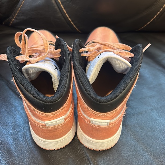 Air Jordan hightop retros - Picture 4 of 4